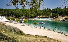 Terres de France - Les Hameaux des Lacs